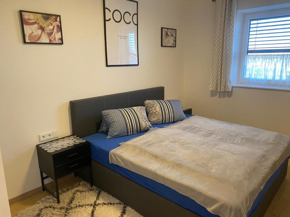 Wohnung City Nord Mit Balkon Herzogsdorf Eksteriør billede