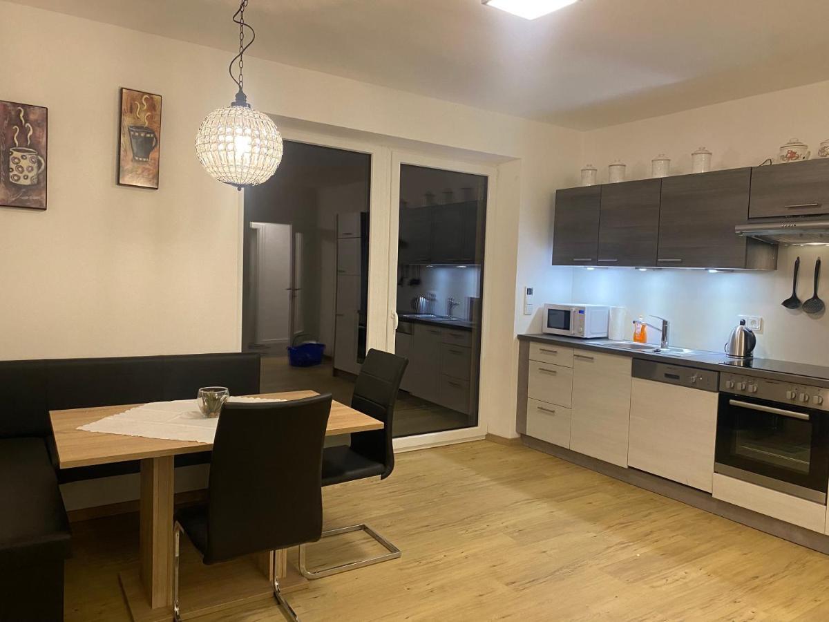Wohnung City Nord Mit Balkon Herzogsdorf Eksteriør billede