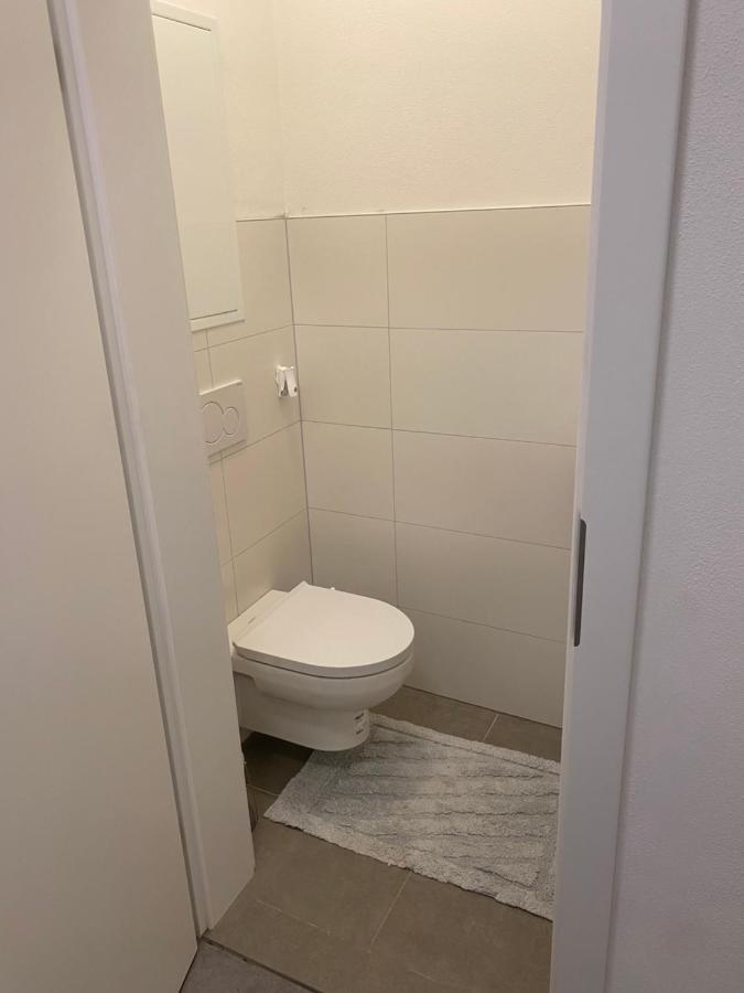 Wohnung City Nord Mit Balkon Herzogsdorf Eksteriør billede