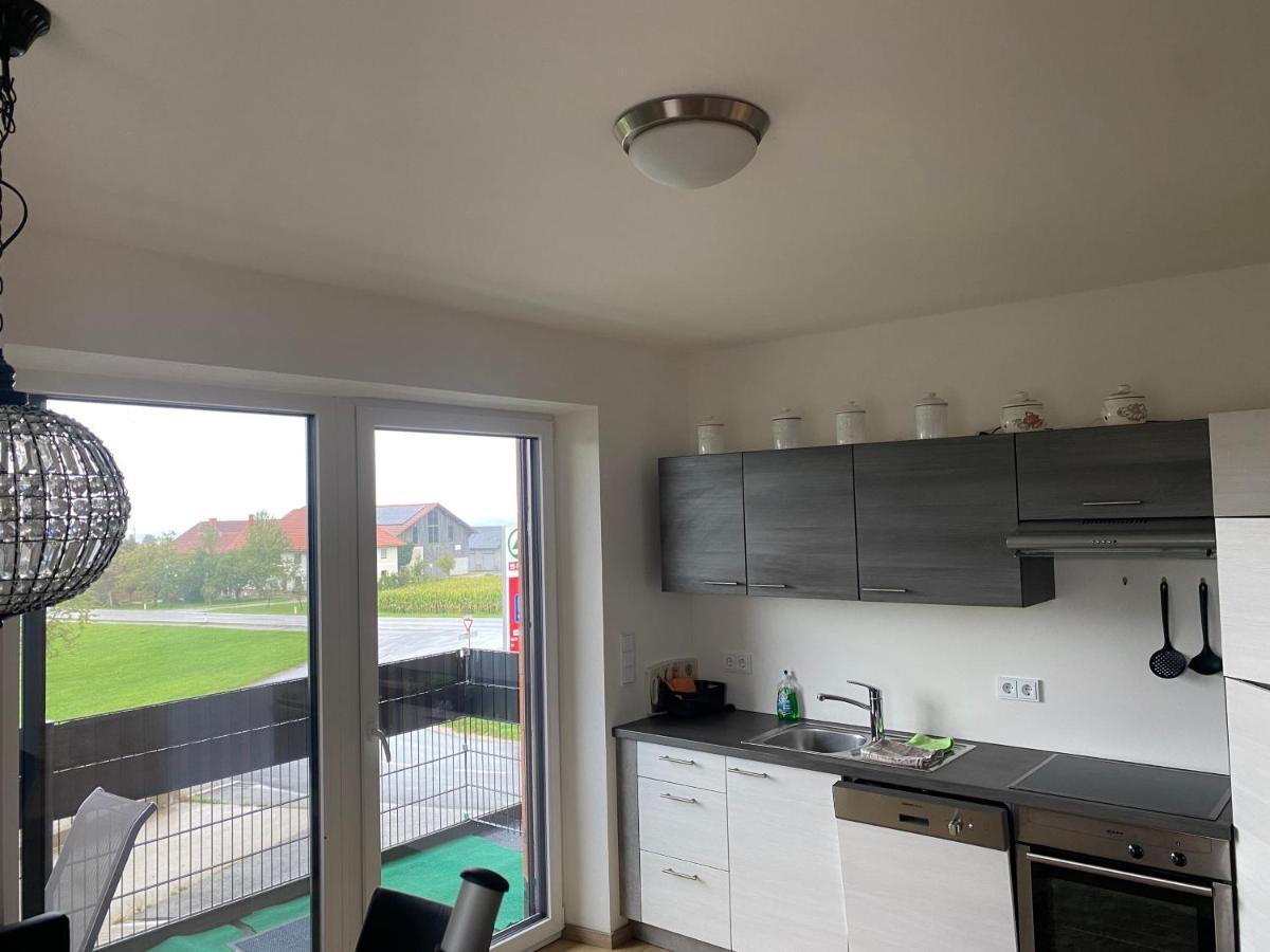 Wohnung City Nord Mit Balkon Herzogsdorf Eksteriør billede